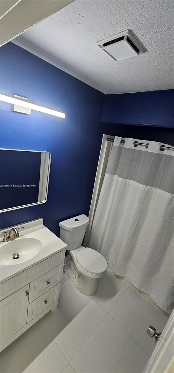 LAKEWOOD PARK UNIT 10 - Residential Lease