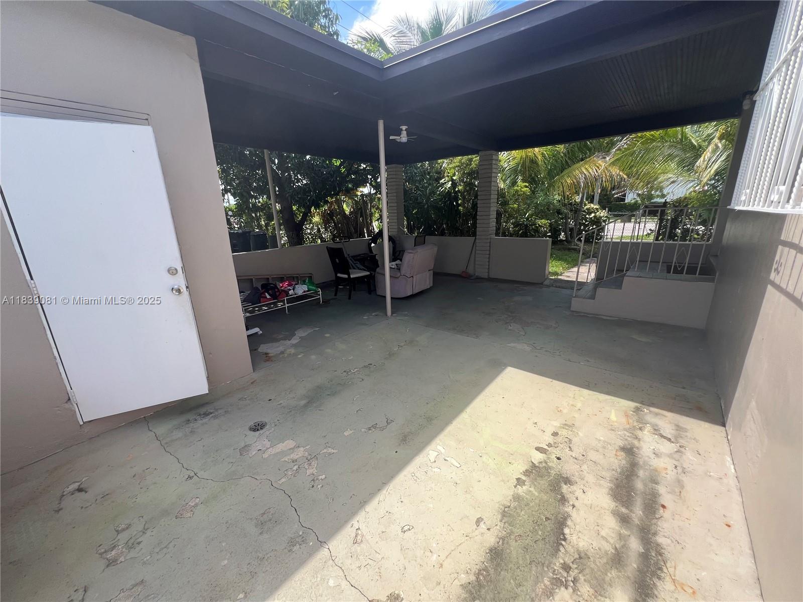 BISCAYNE VILLAGE HEIGHTS - Residential