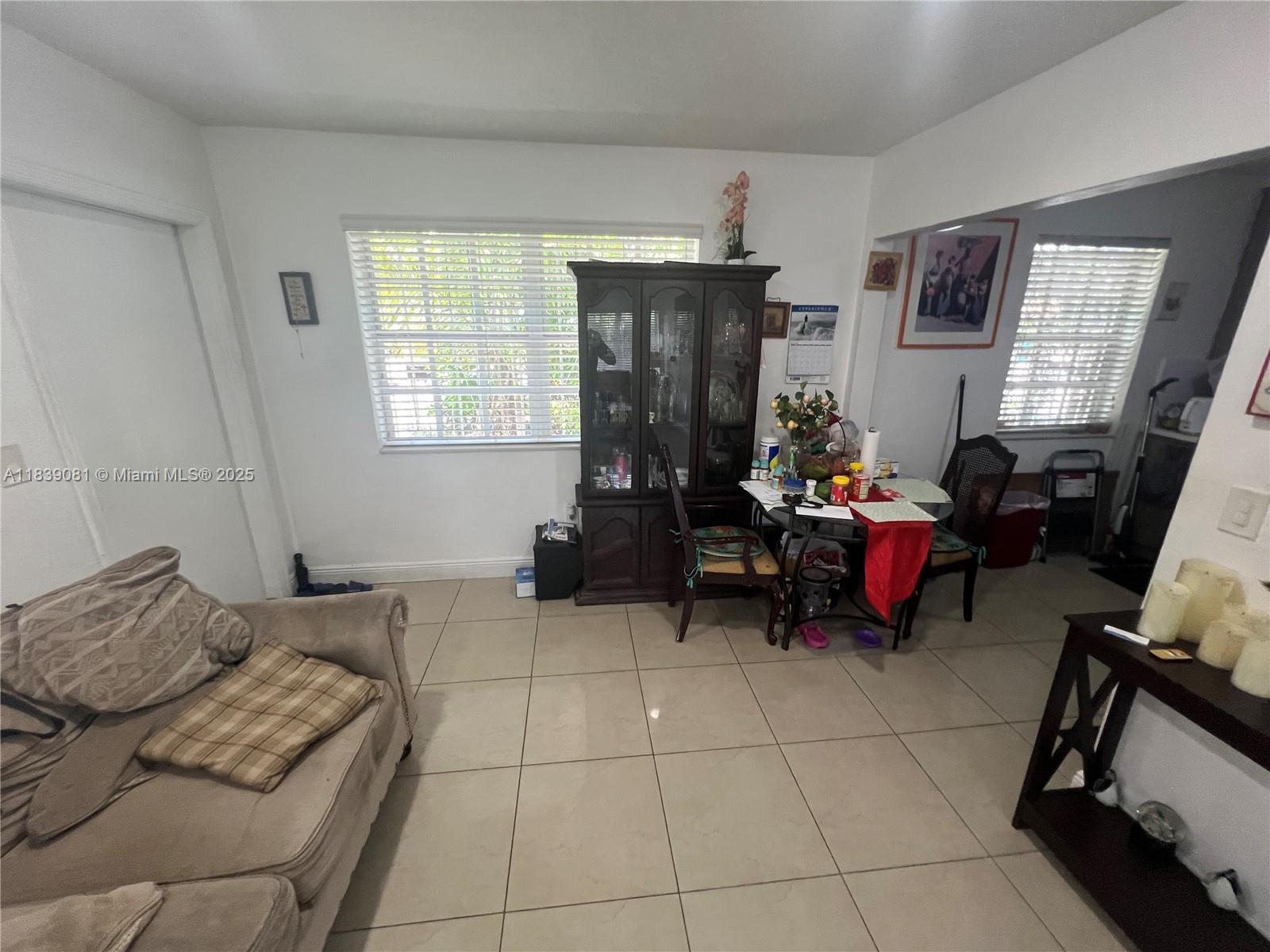 BISCAYNE VILLAGE HEIGHTS - Residential