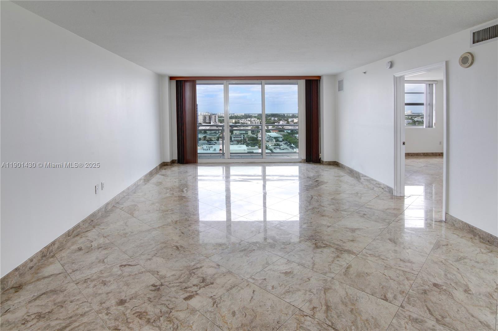 THE COLLINS CONDO - Residential Lease