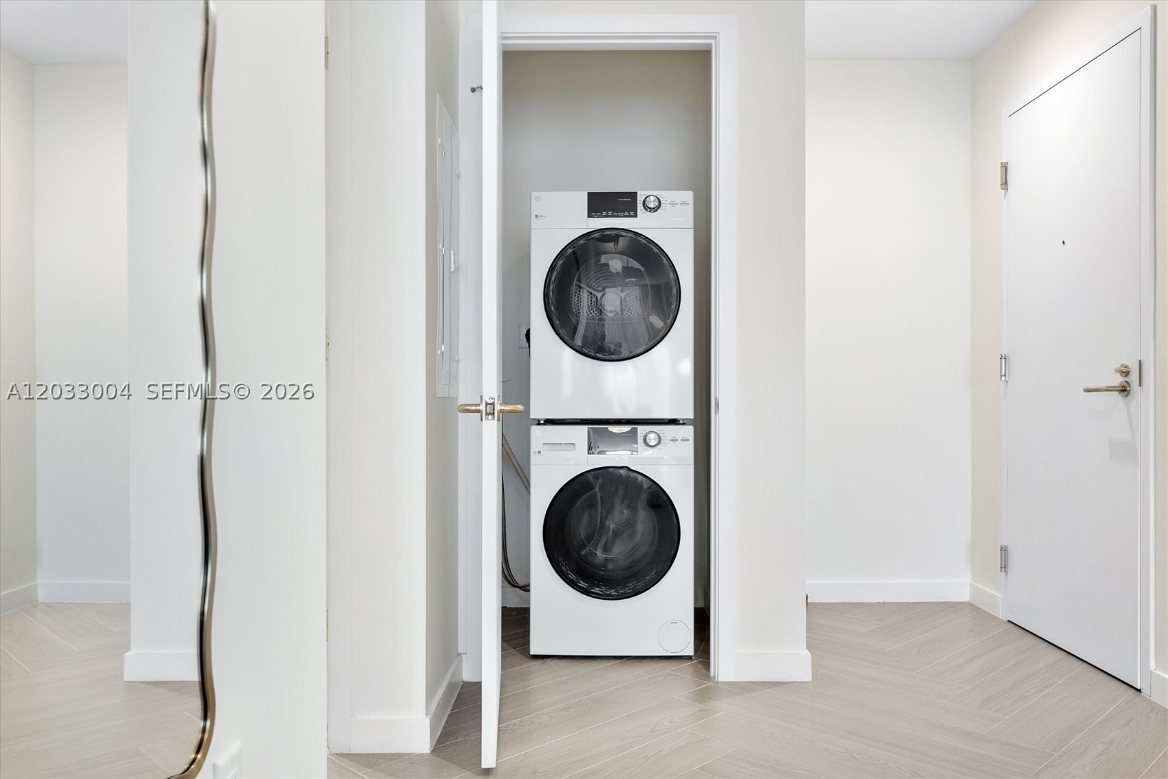 NOMAD RESIDENCES WYNWOOD - Residential Lease