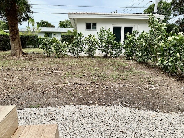 COCONUT GROVE SEC 1 - Residential Lease