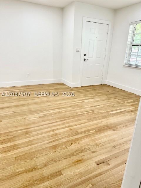 COCONUT GROVE SEC 1 - Residential Lease