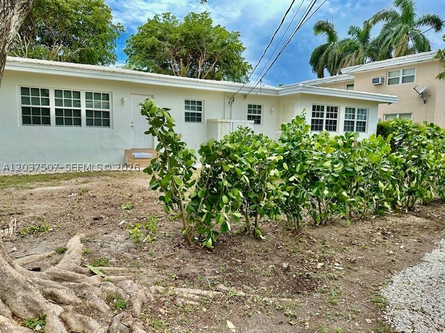 COCONUT GROVE SEC 1 - Residential Lease