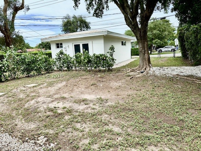 COCONUT GROVE SEC 1 - Residential Lease