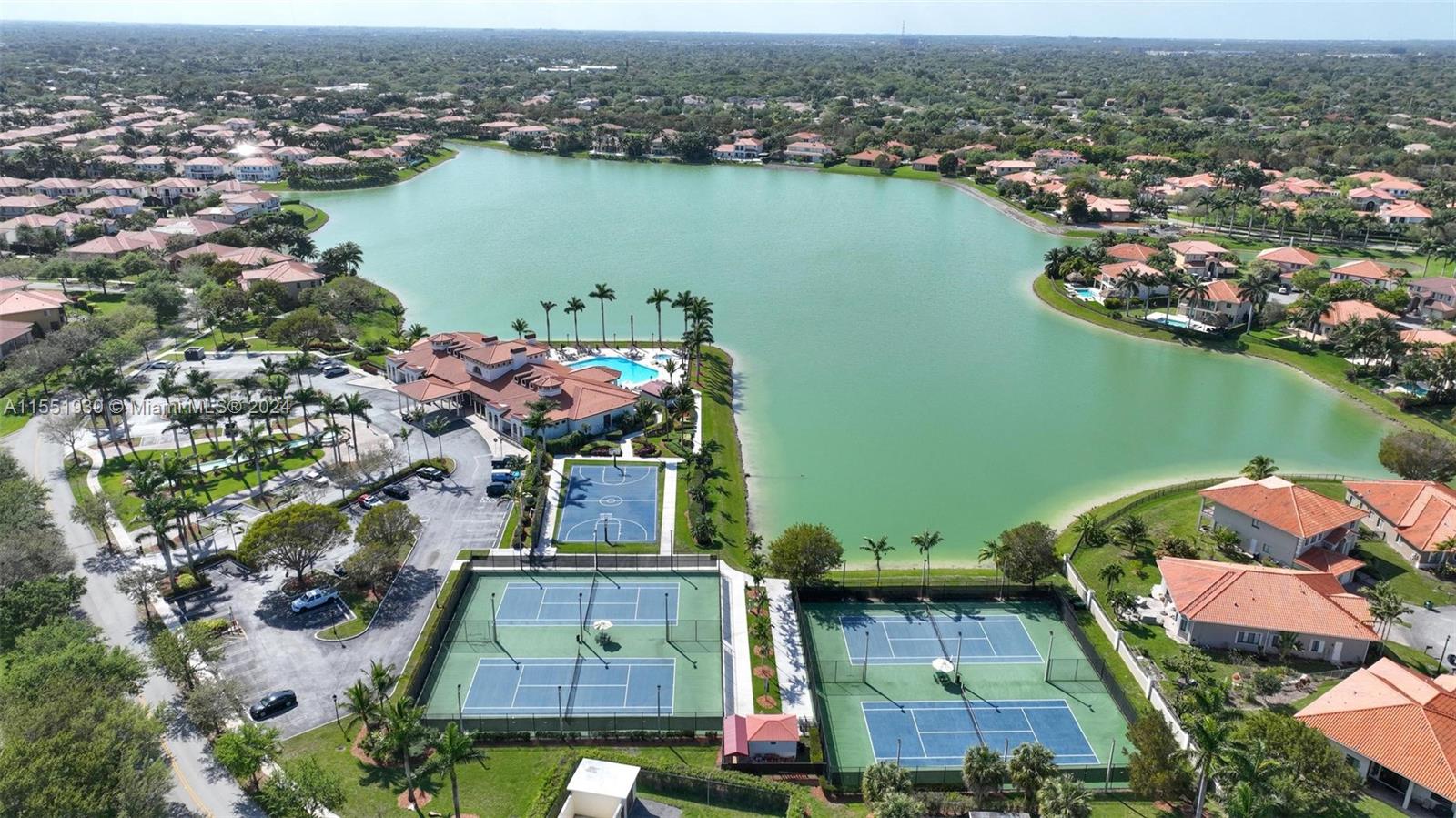 CUTLER CAY - Residential