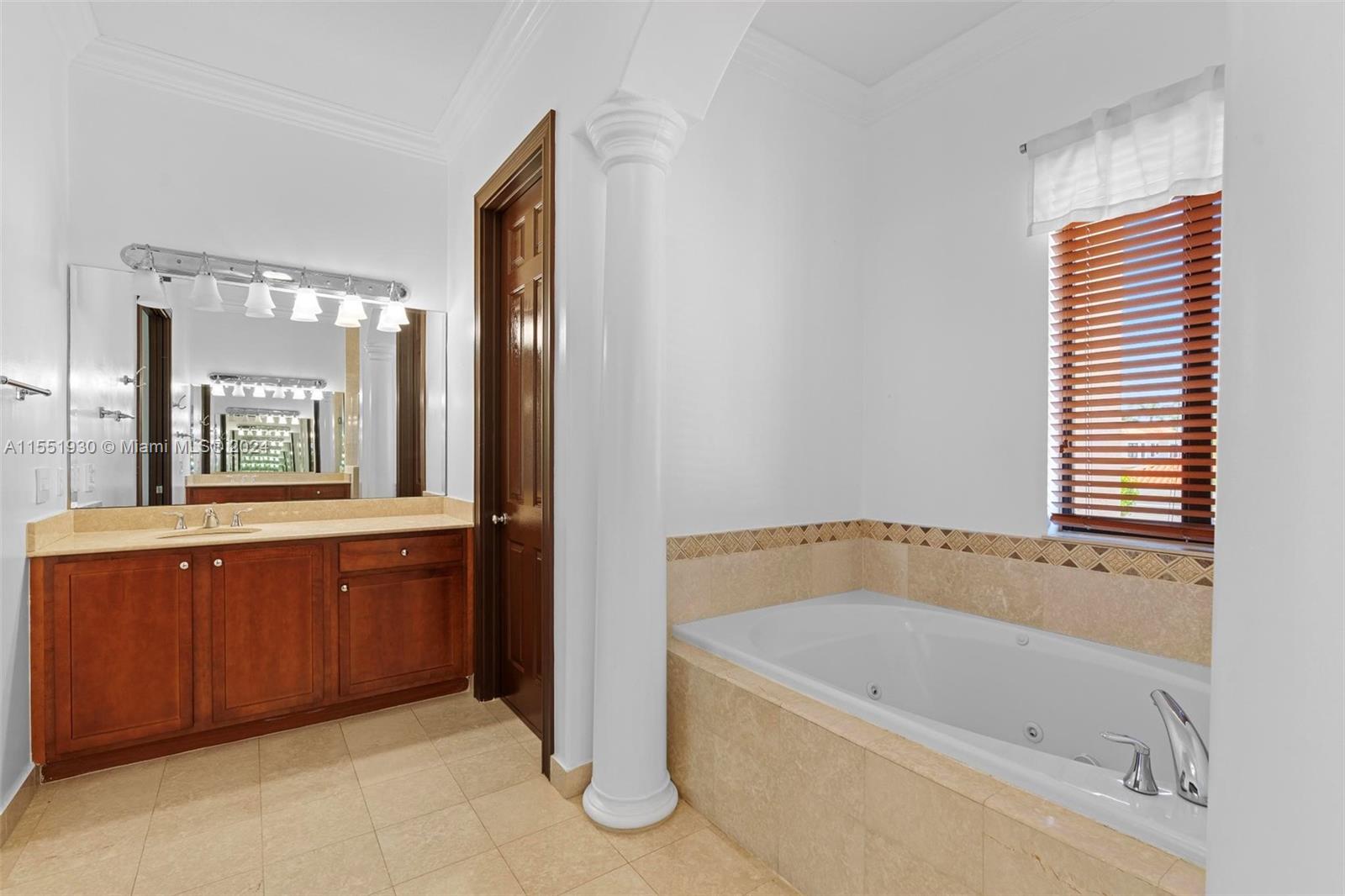 CUTLER CAY - Residential