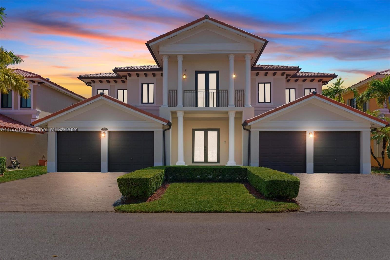 CUTLER CAY - Residential