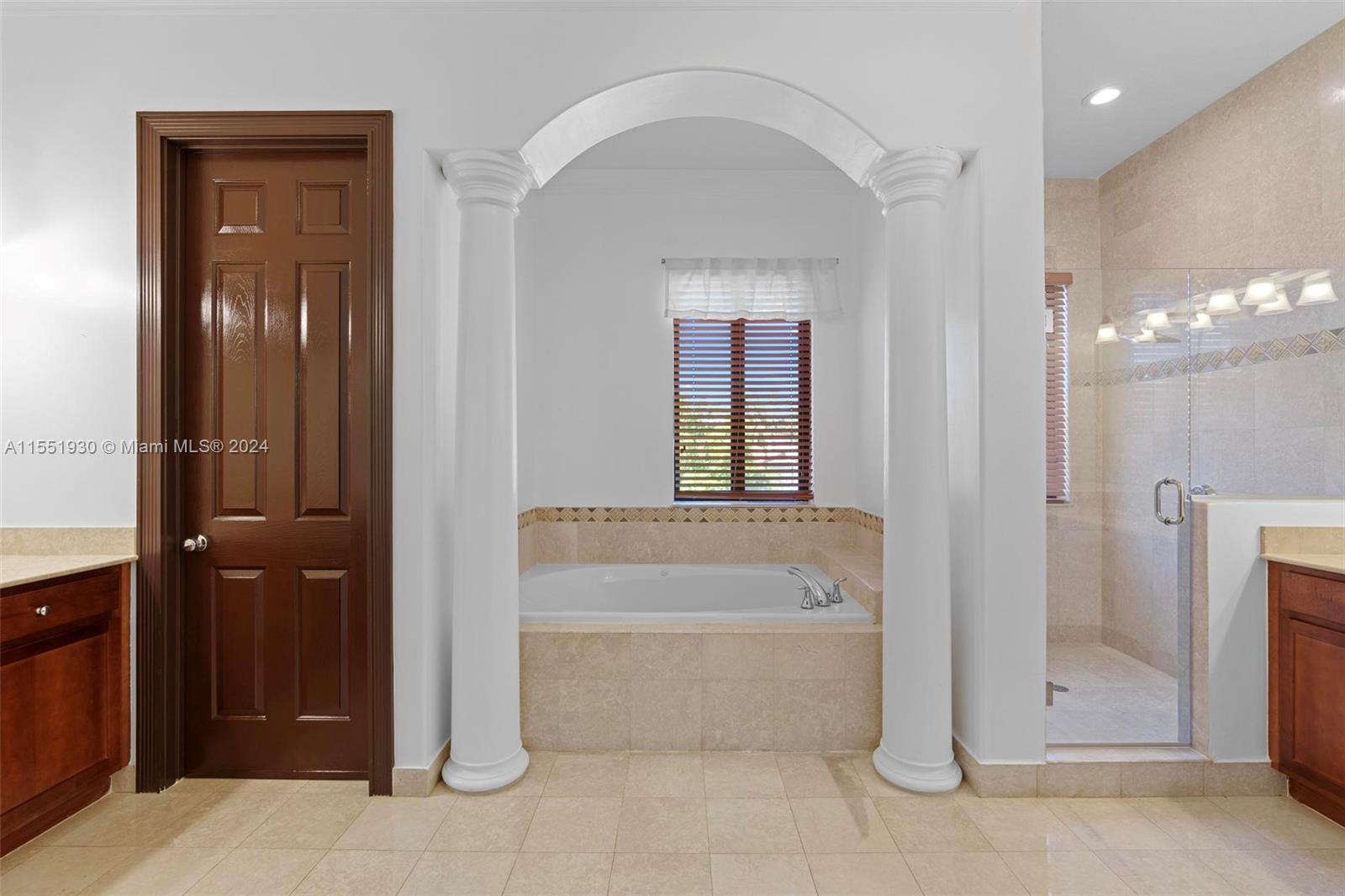 CUTLER CAY - Residential