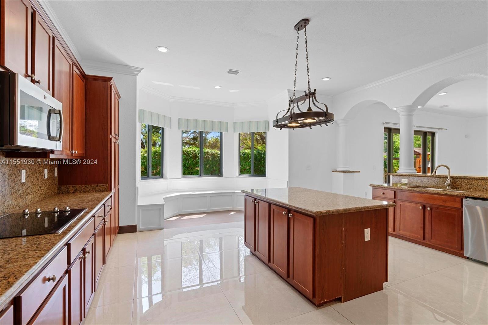 CUTLER CAY - Residential