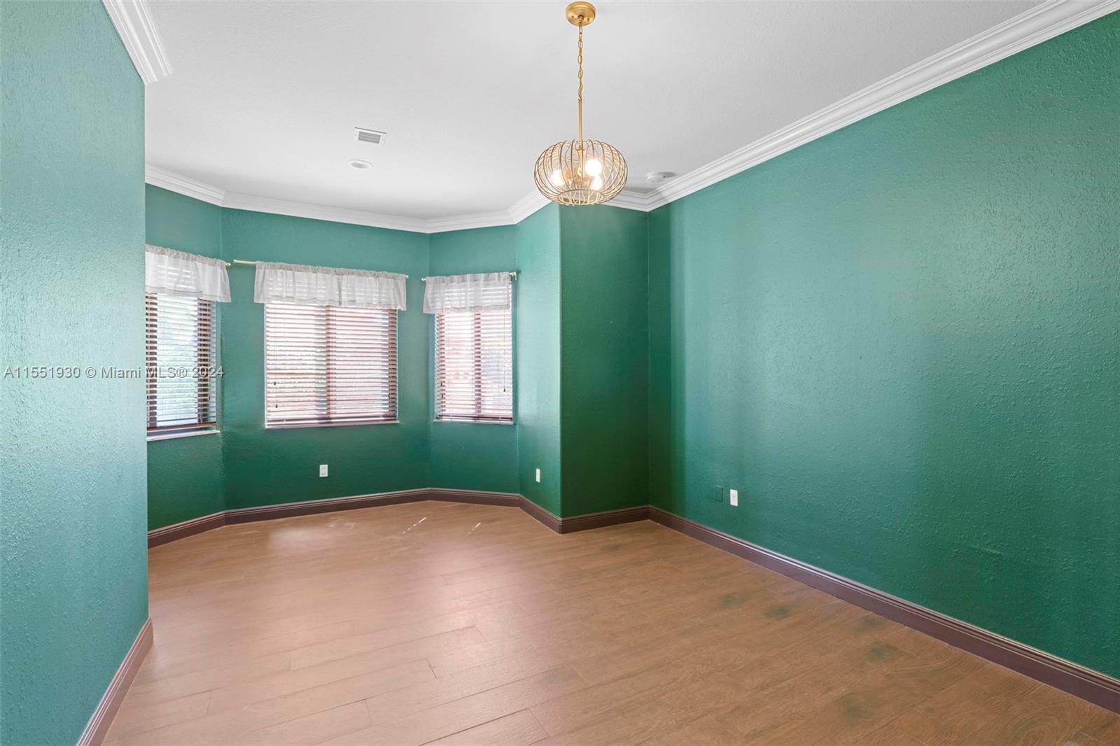 CUTLER CAY - Residential