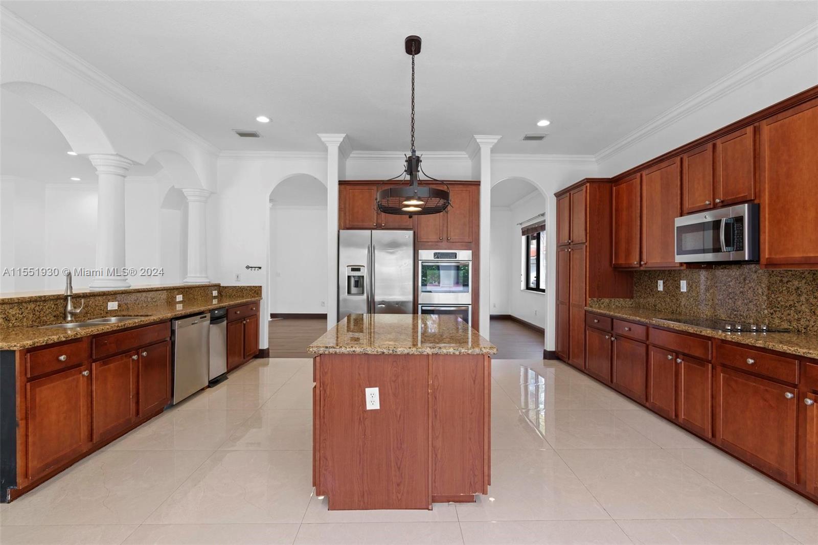 CUTLER CAY - Residential