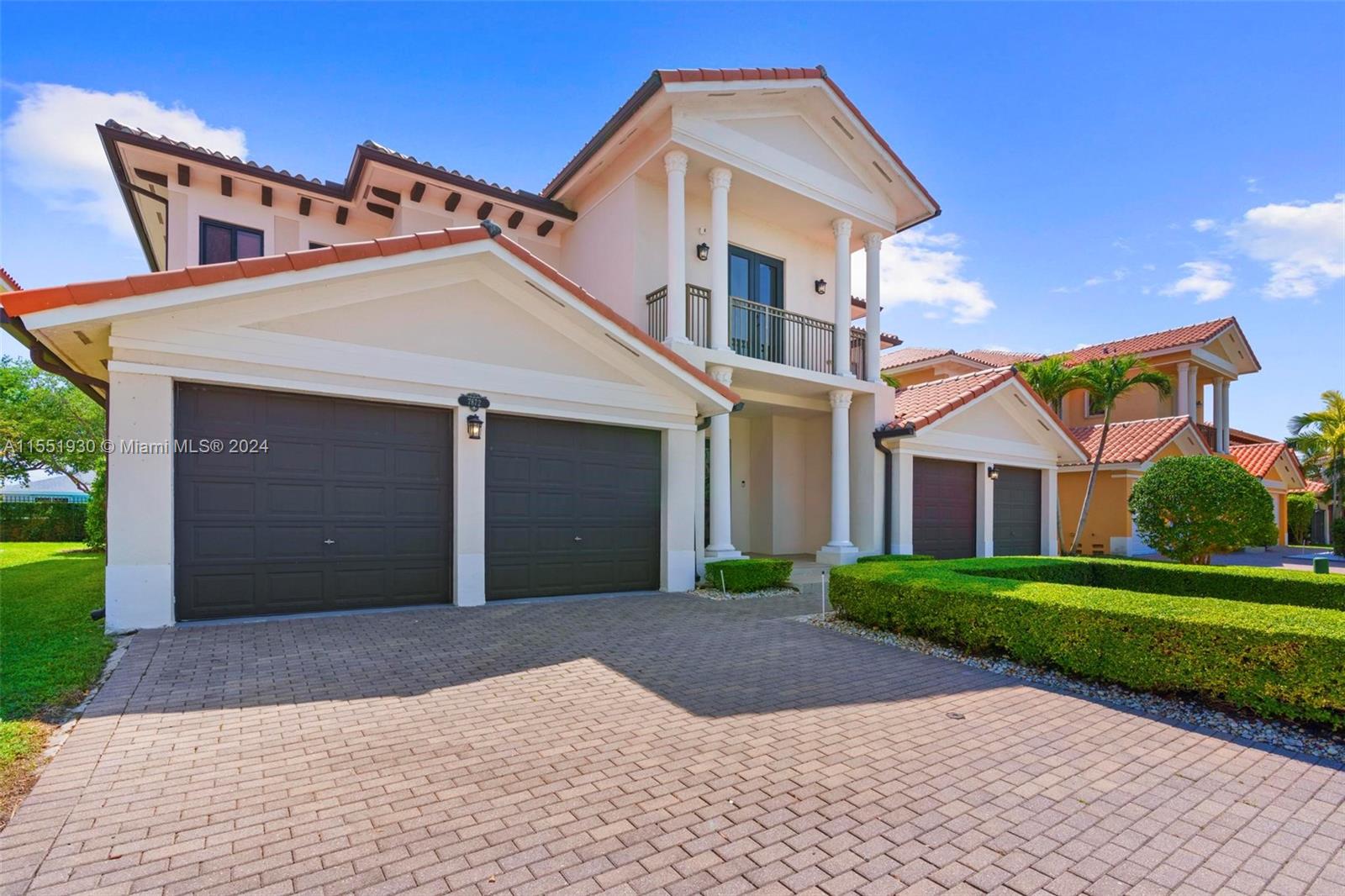 CUTLER CAY - Residential