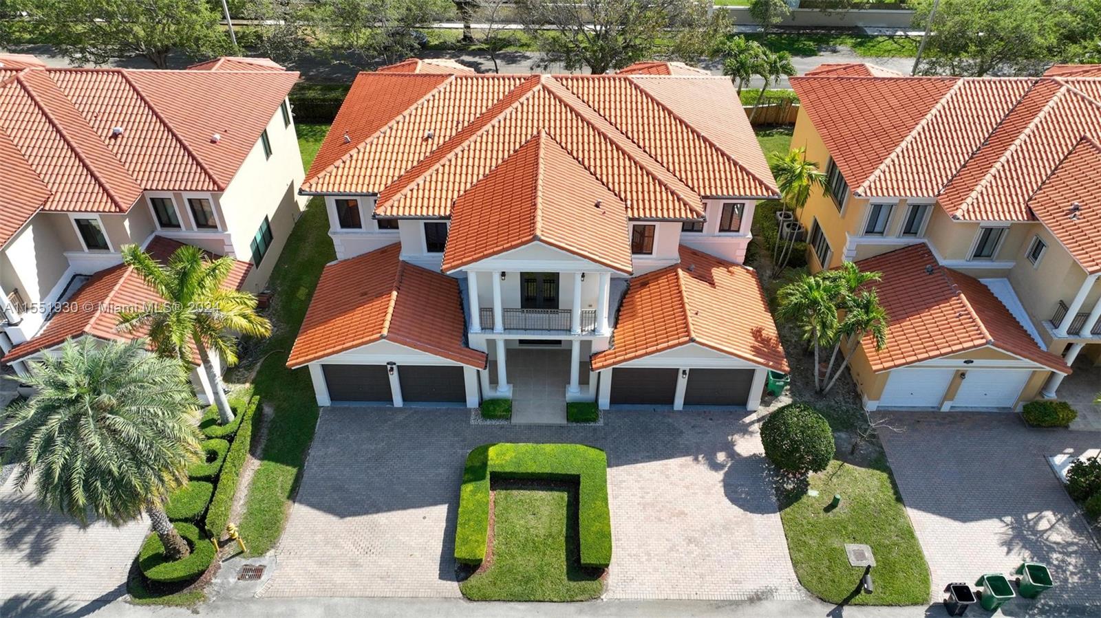 CUTLER CAY - Residential