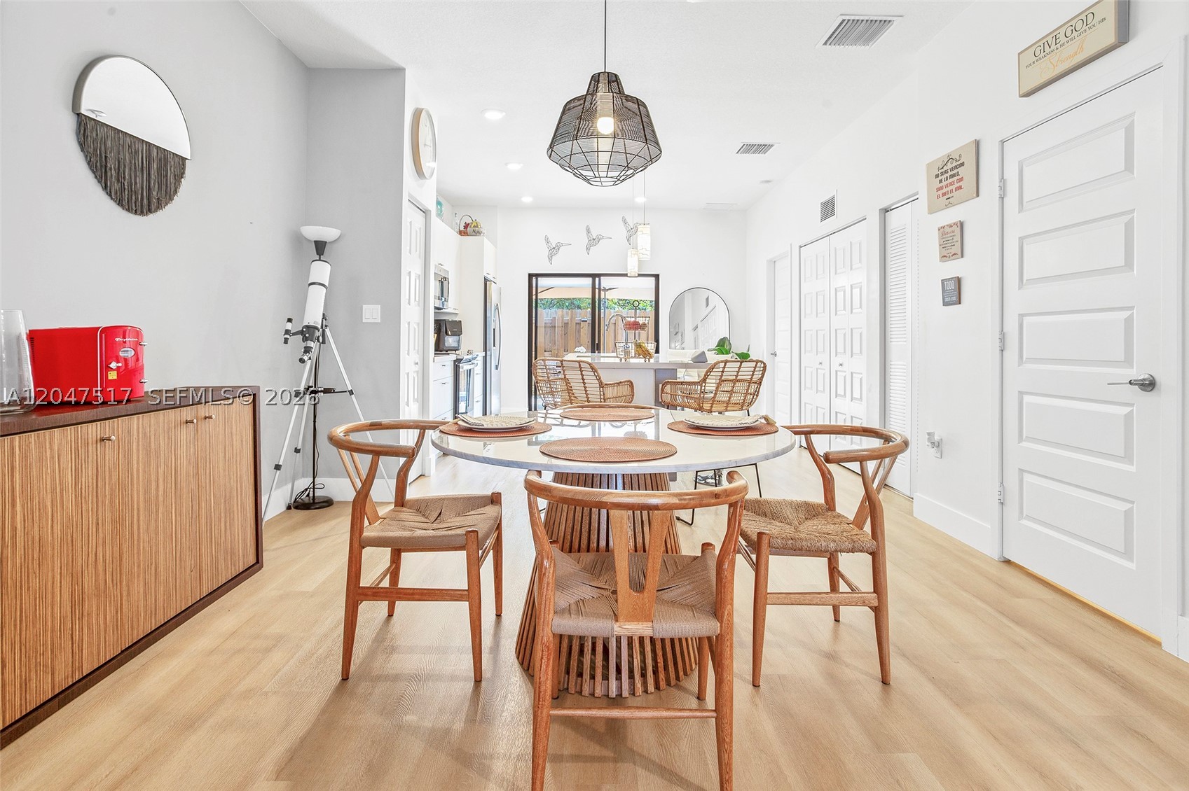 APEX AT PARK CENTRAL COND - Residential Lease