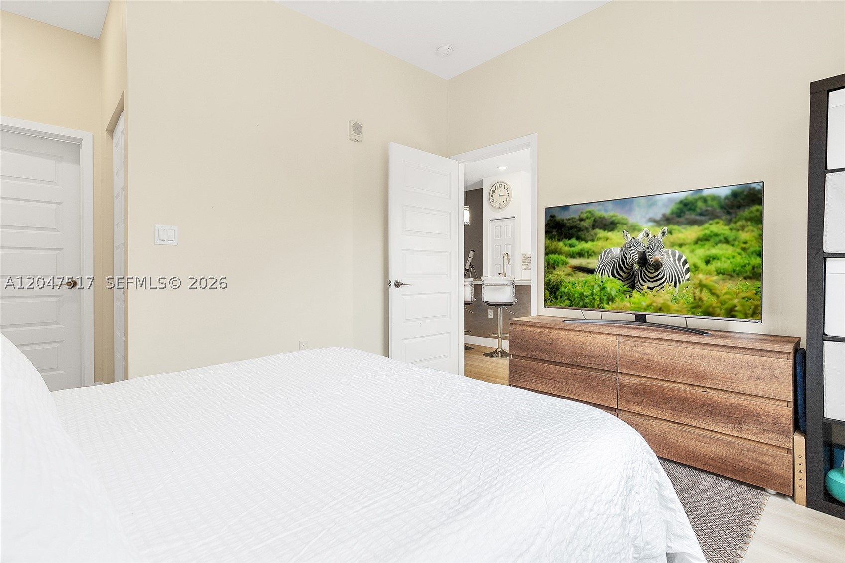 APEX AT PARK CENTRAL COND - Residential Lease