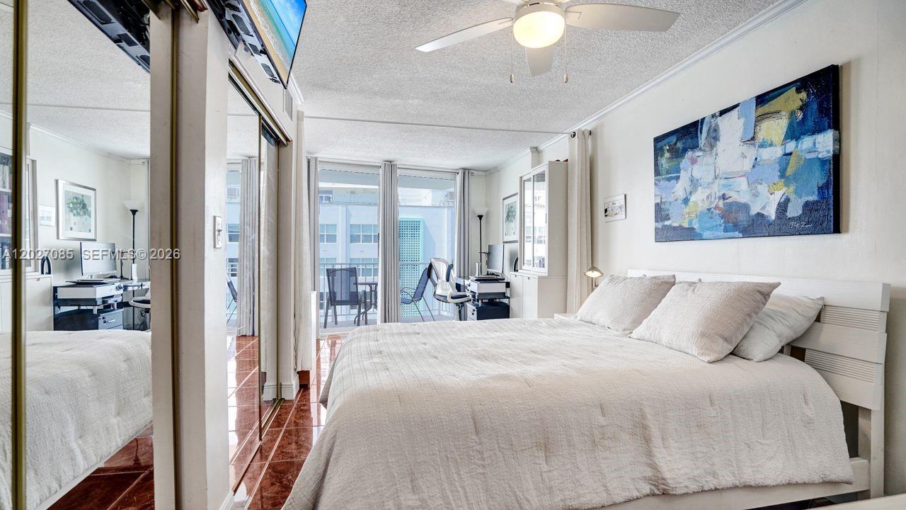 BAYVIEW TERR CONDO - Residential