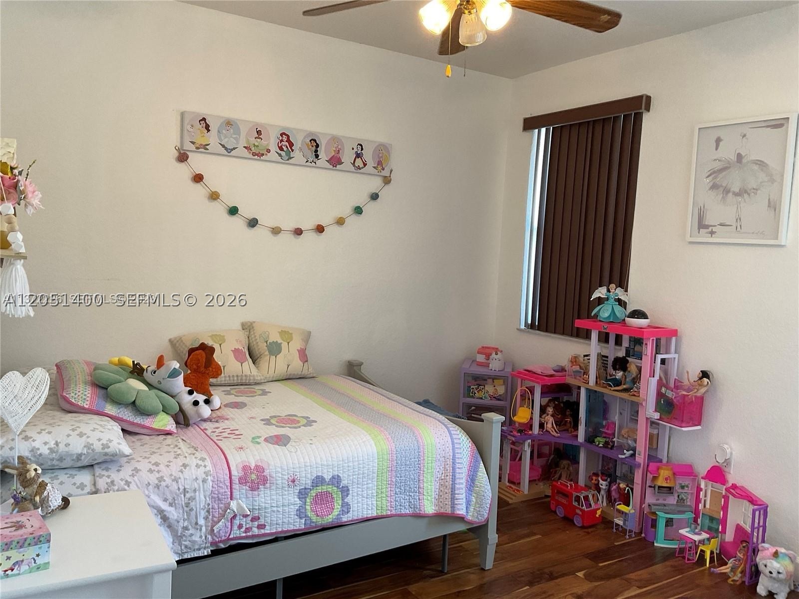 DORAL ISLES NORTH SEC ONE - Residential