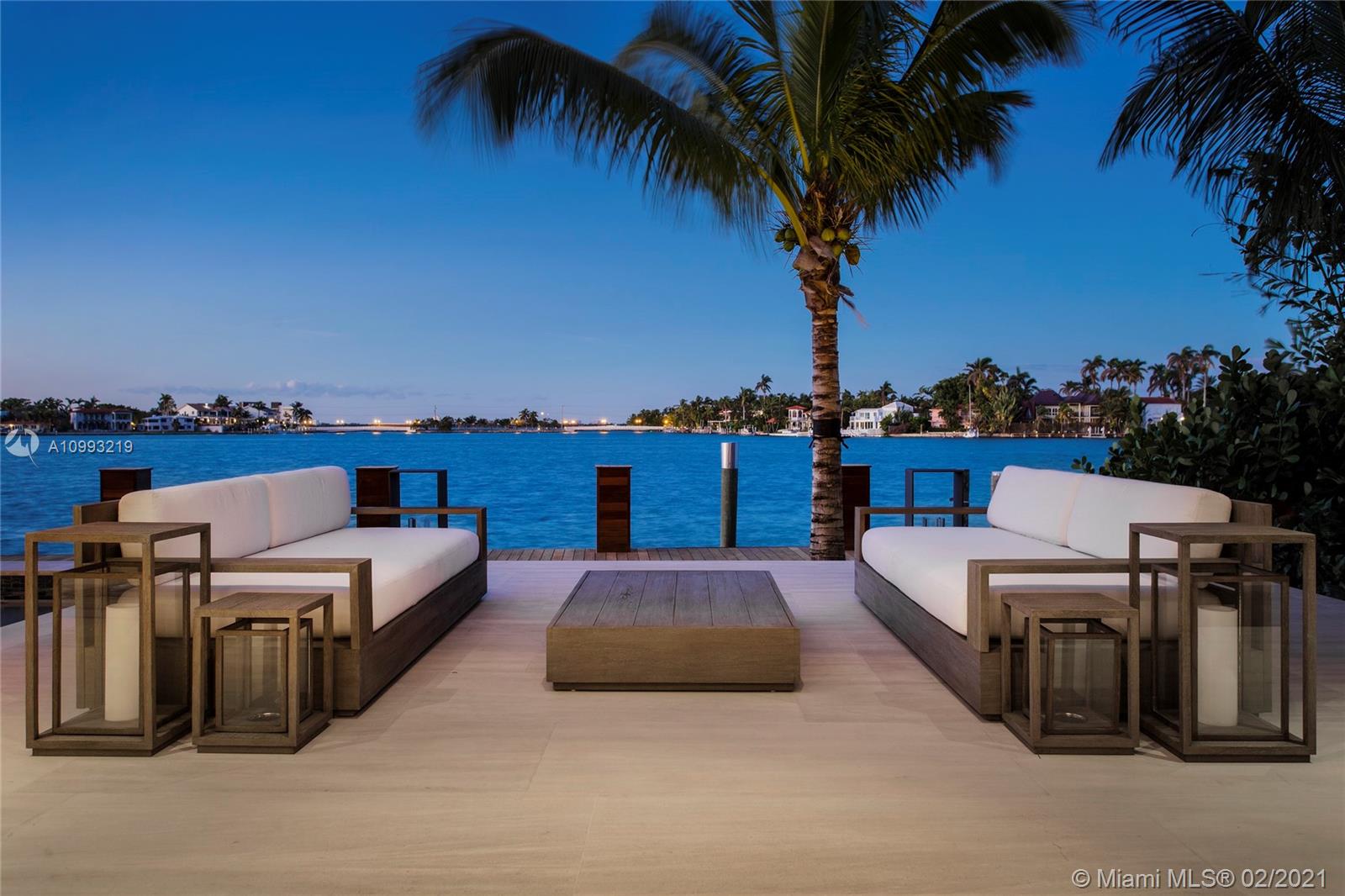 HIBISCUS ISLAND - Residential