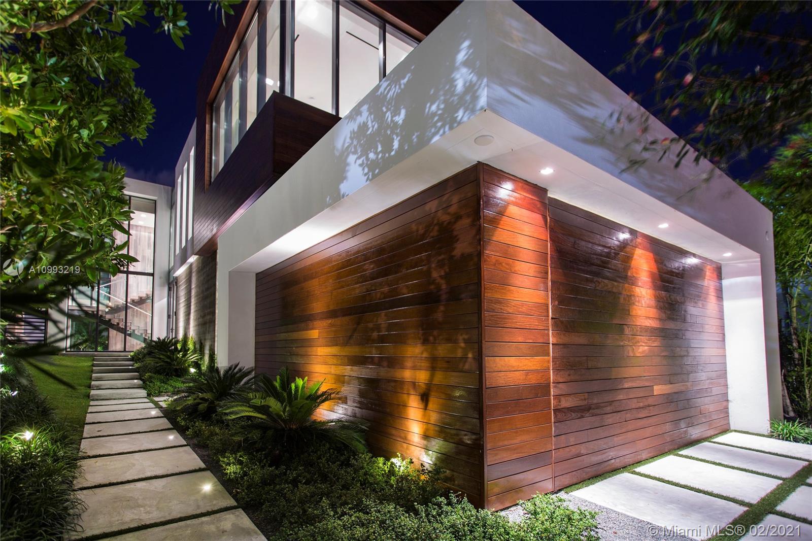 HIBISCUS ISLAND - Residential
