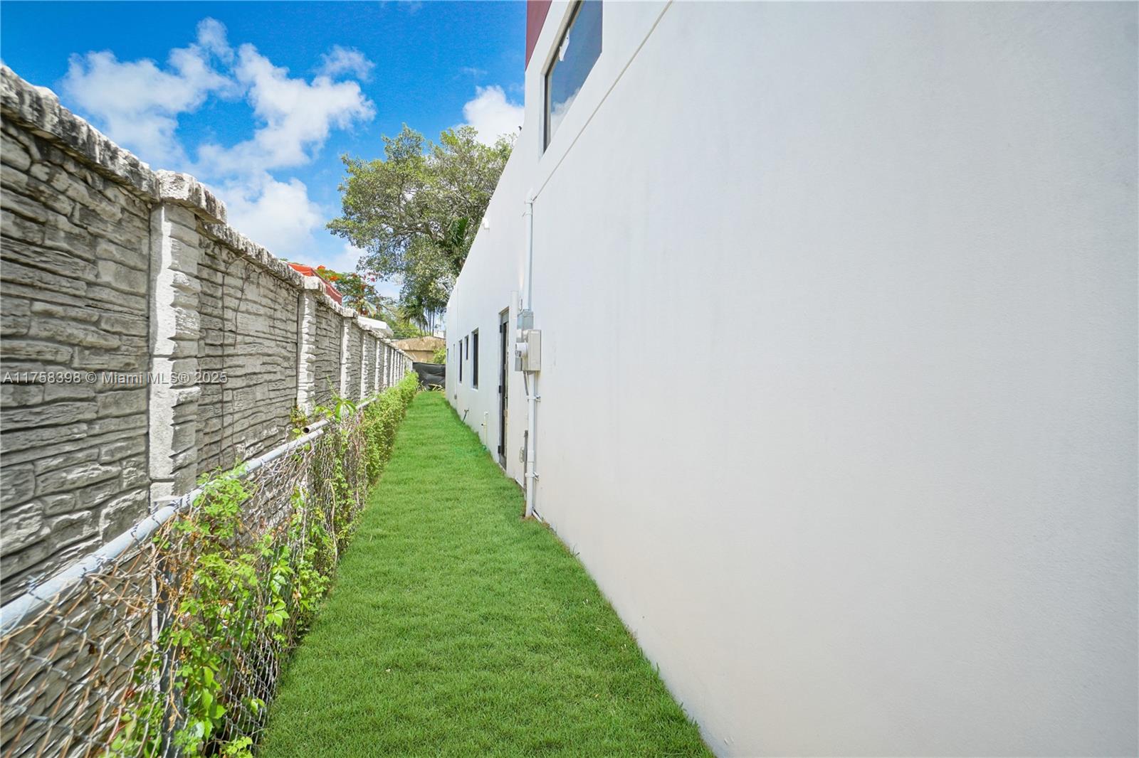 BUENA VISTA PARK - Residential Lease