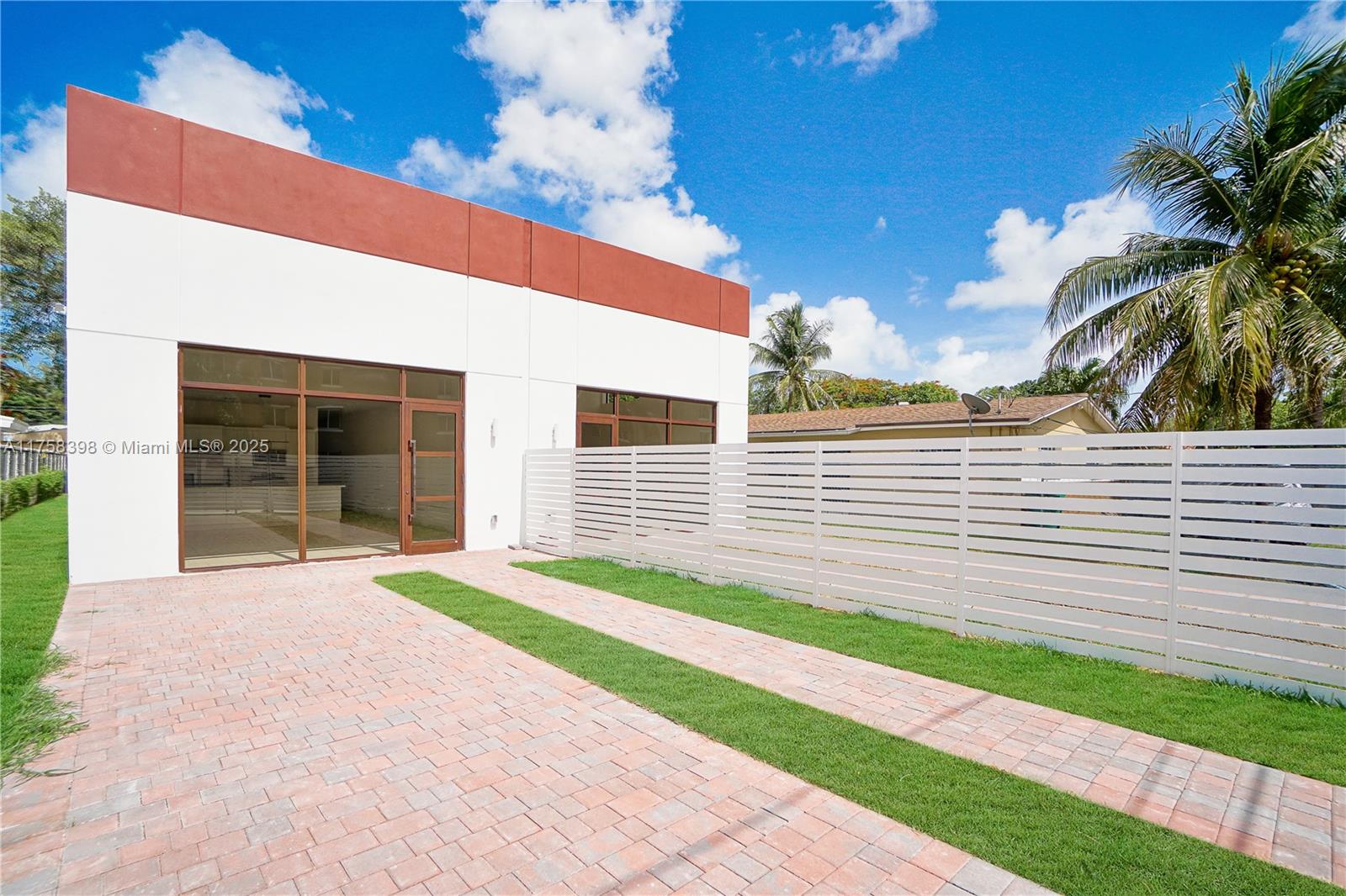 BUENA VISTA PARK - Residential Lease