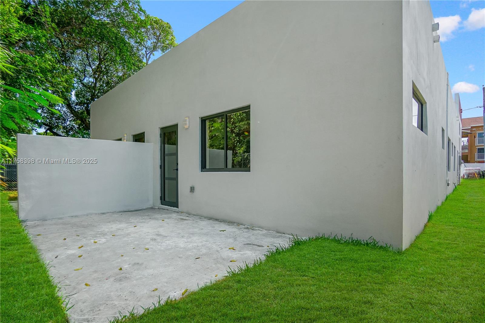 BUENA VISTA PARK - Residential Lease