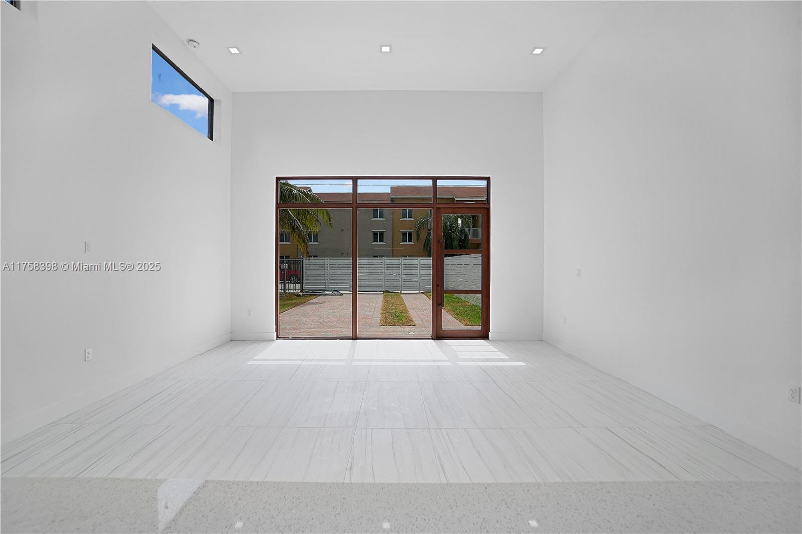 BUENA VISTA PARK - Residential Lease