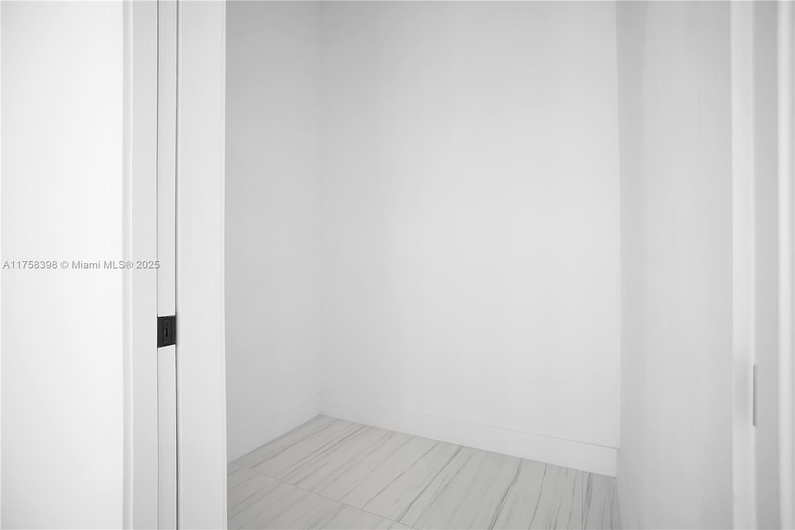 BUENA VISTA PARK - Residential Lease