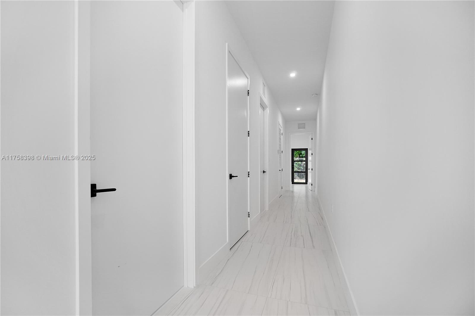 BUENA VISTA PARK - Residential Lease