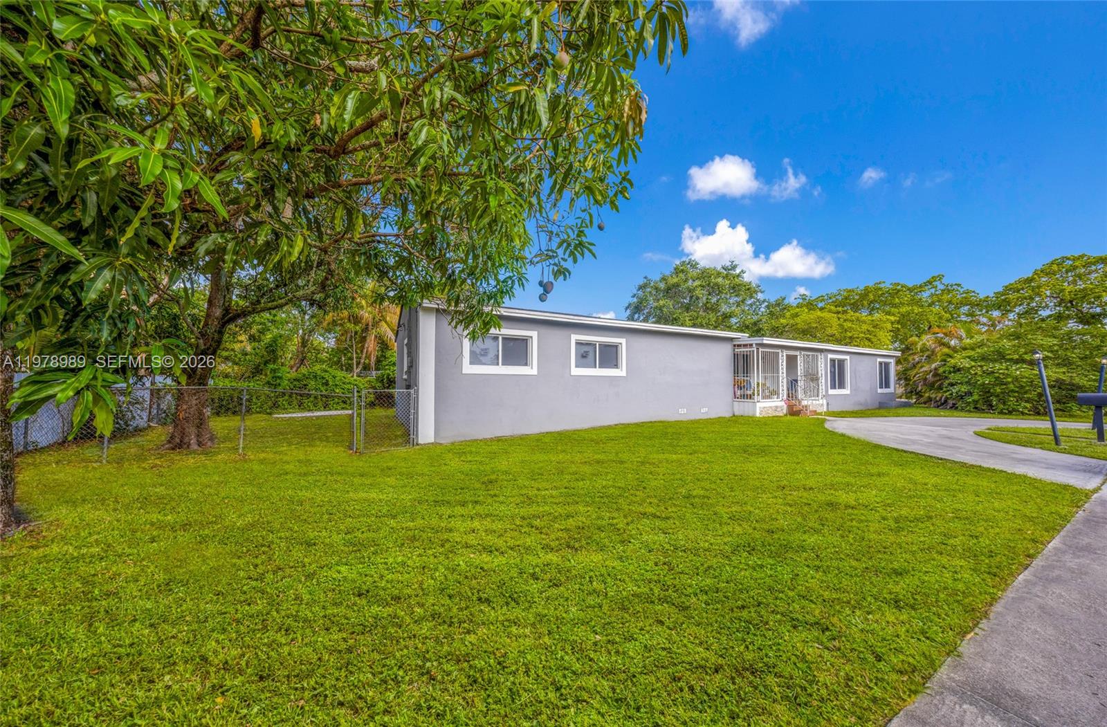 SUNKIST GROVE - Residential