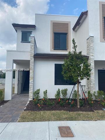Stunning Modern Home in the heart of Aventura! spacious newly constructed home
with a beautiful patio and perfect layout throuout. Located just 2 minutes from I-95, 5 minutes from Aventura Mall, and 15 minutes from the best beaches in South Florida, you’ll have everything you need right at your fingertips. Enjoy resort-style living with access to a state-of-the-art clubhouse that offers a fully equipped gym, a sparkling pool, and more. This move-in ready home offers comfort, style, and unbeatable amenities in a vibrant, well-connected community.