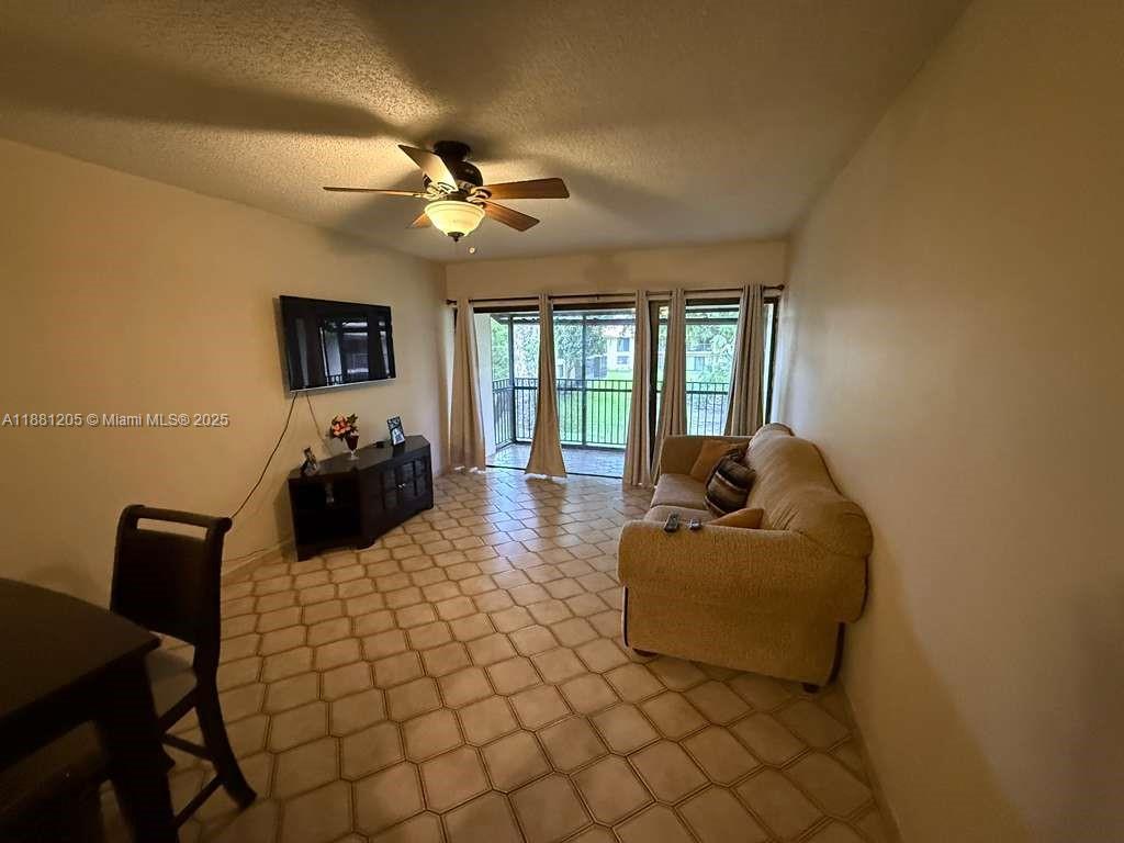 HAMPTON COURT CONDO - Residential