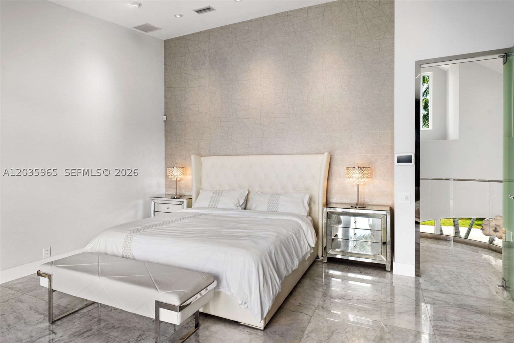 SUNRISE HARBOUR REV PL - Residential