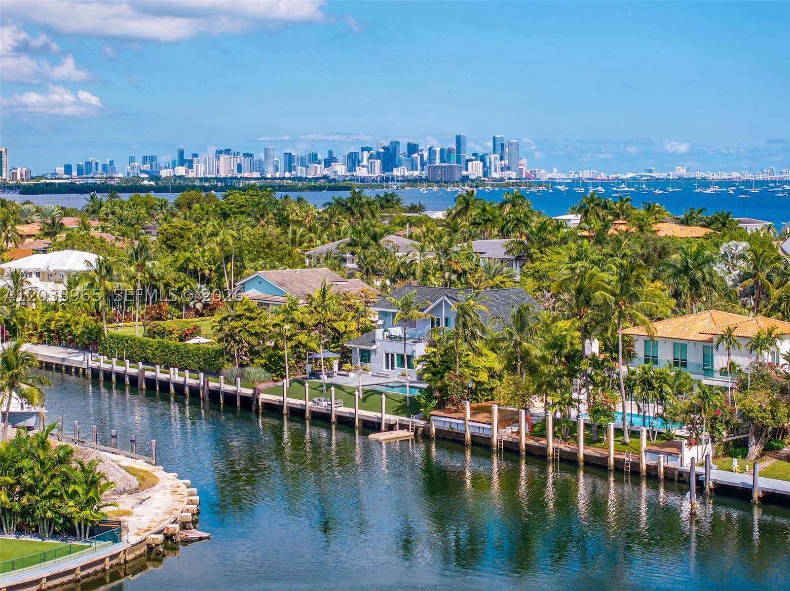 SUNRISE HARBOUR REV PL - Residential
