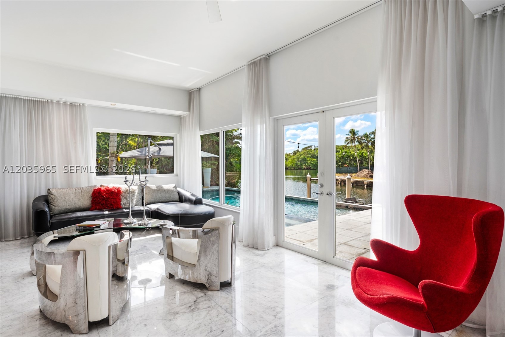 SUNRISE HARBOUR REV PL - Residential