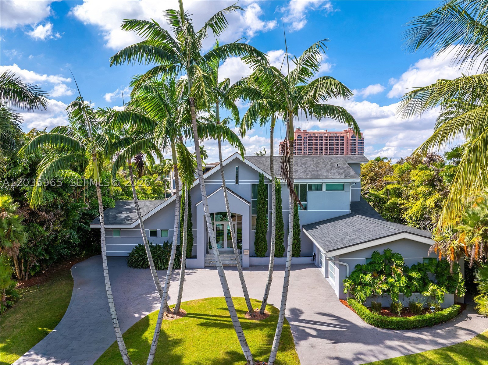 SUNRISE HARBOUR REV PL - Residential