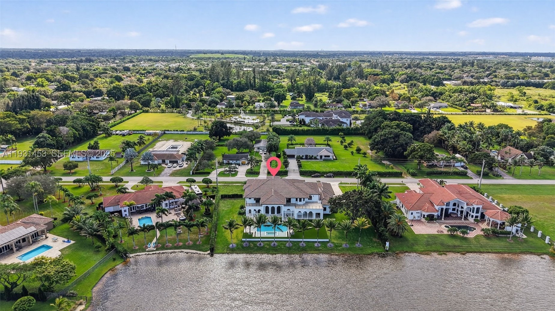VISTA LAKES - Residential