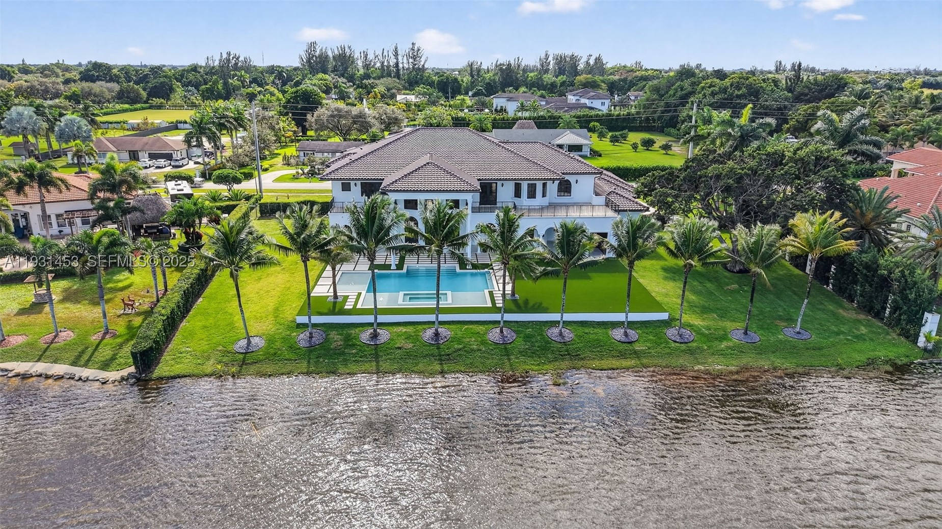 VISTA LAKES - Residential