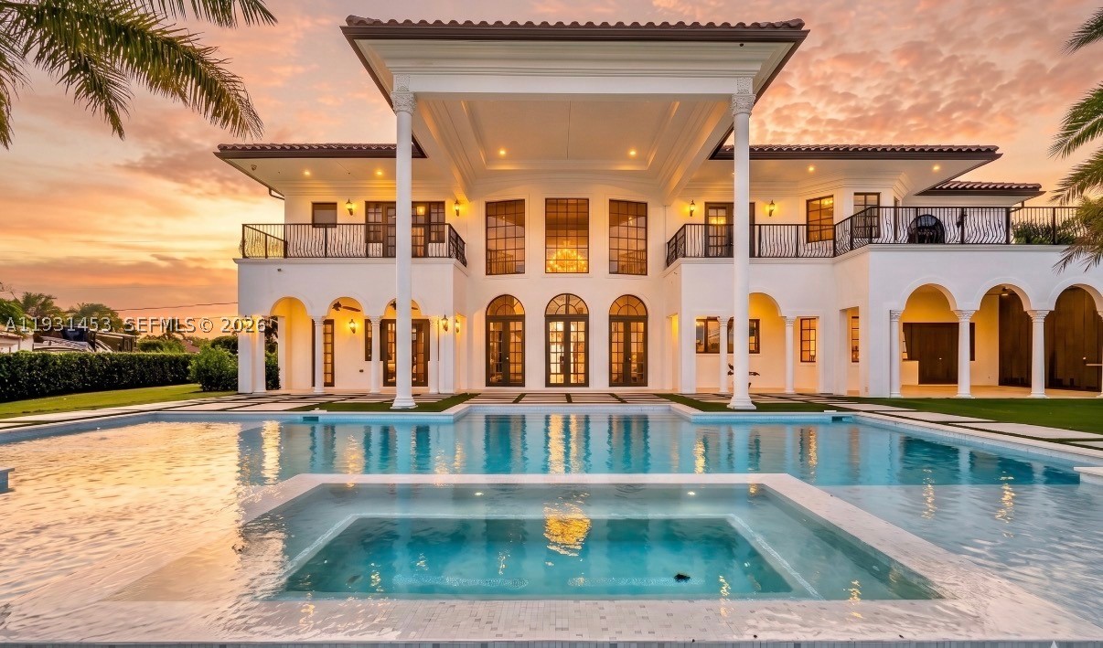 VISTA LAKES - Residential