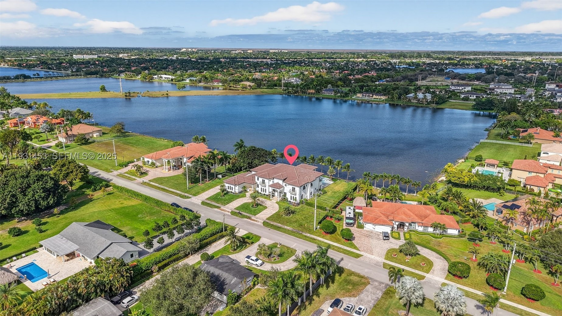 VISTA LAKES - Residential
