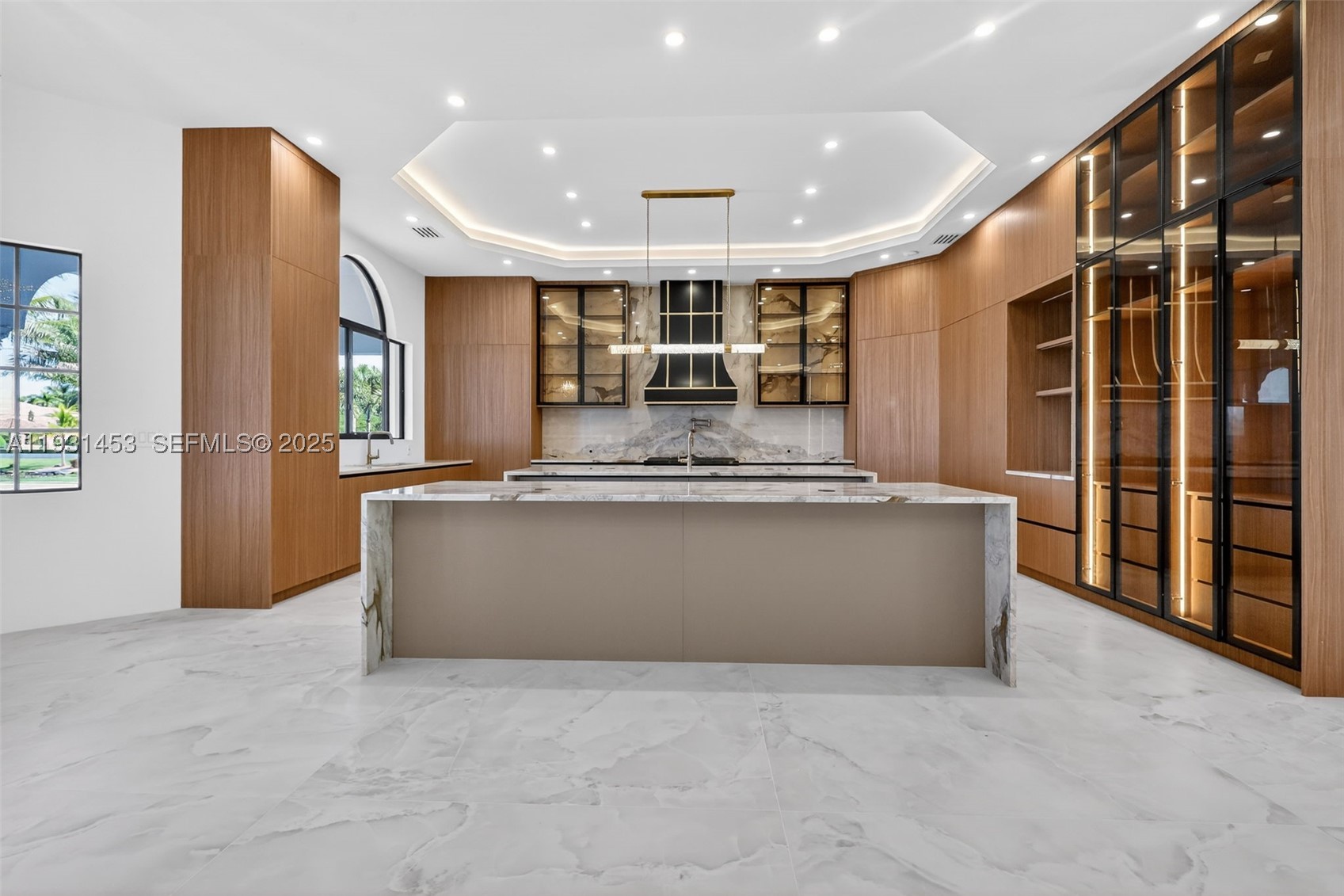 VISTA LAKES - Residential