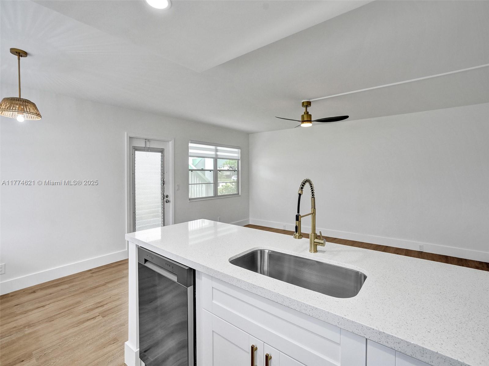 PRESCOTT B CONDO - Residential