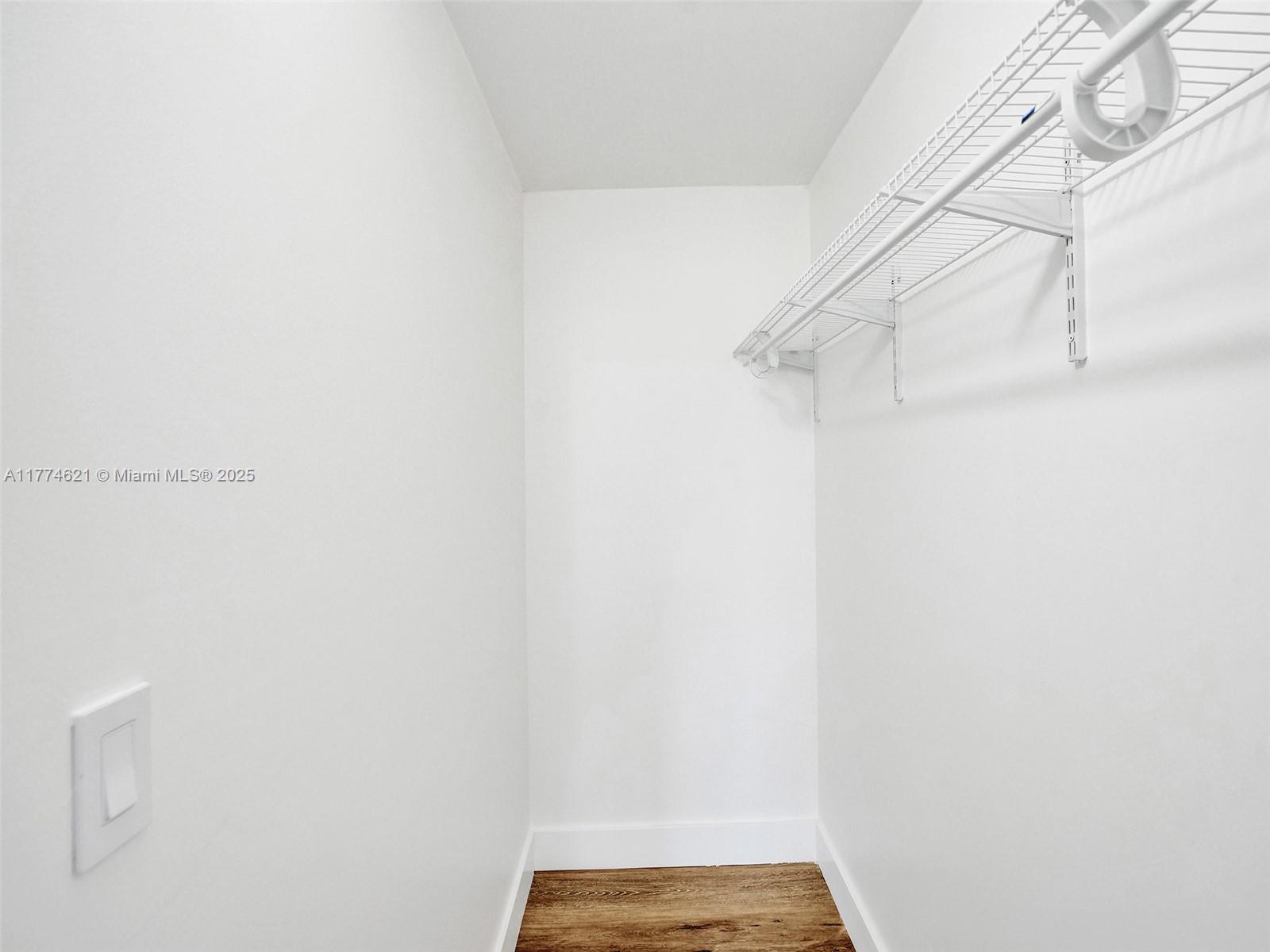 PRESCOTT B CONDO - Residential