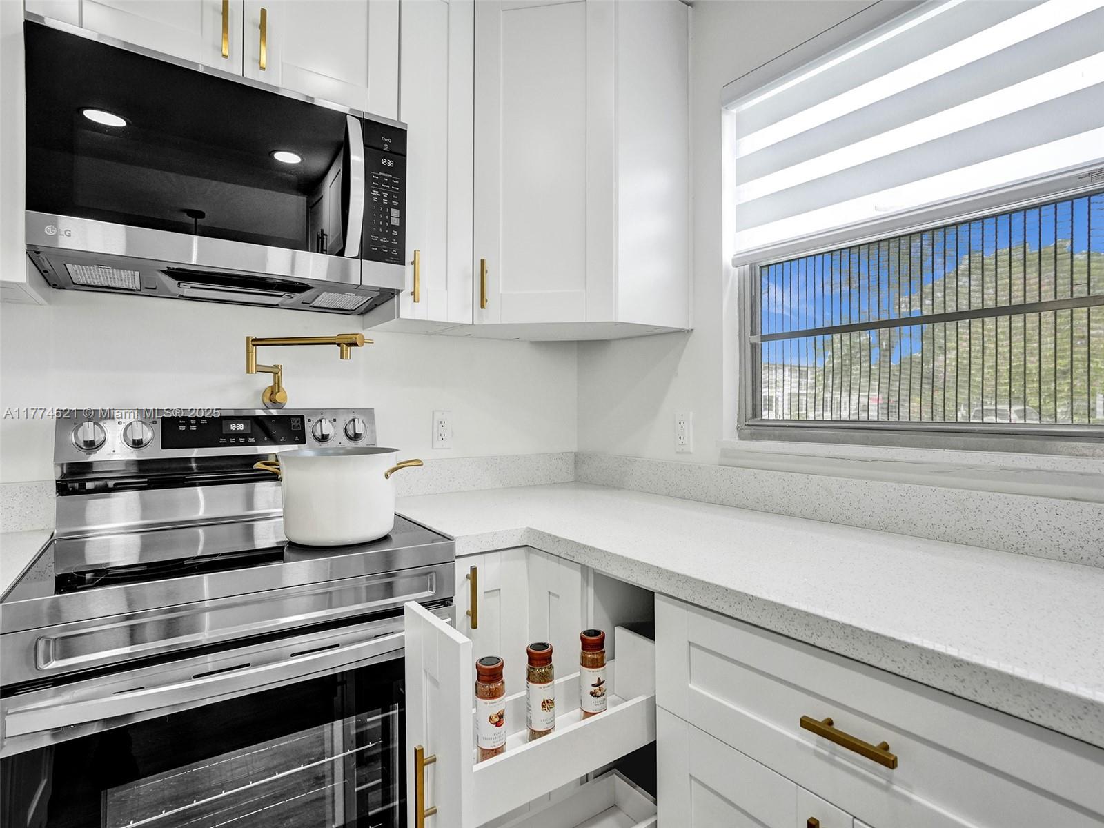 PRESCOTT B CONDO - Residential