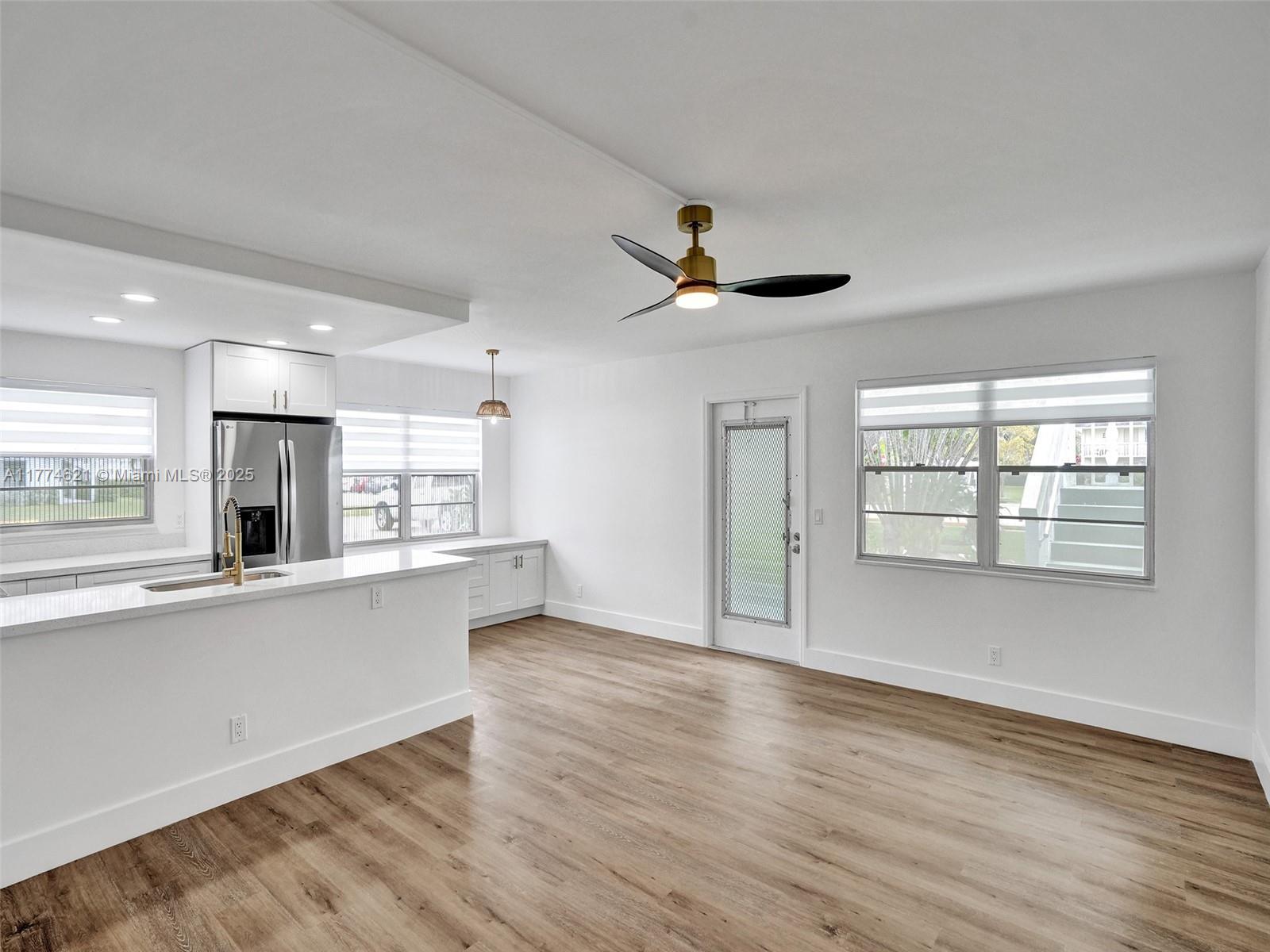 PRESCOTT B CONDO - Residential
