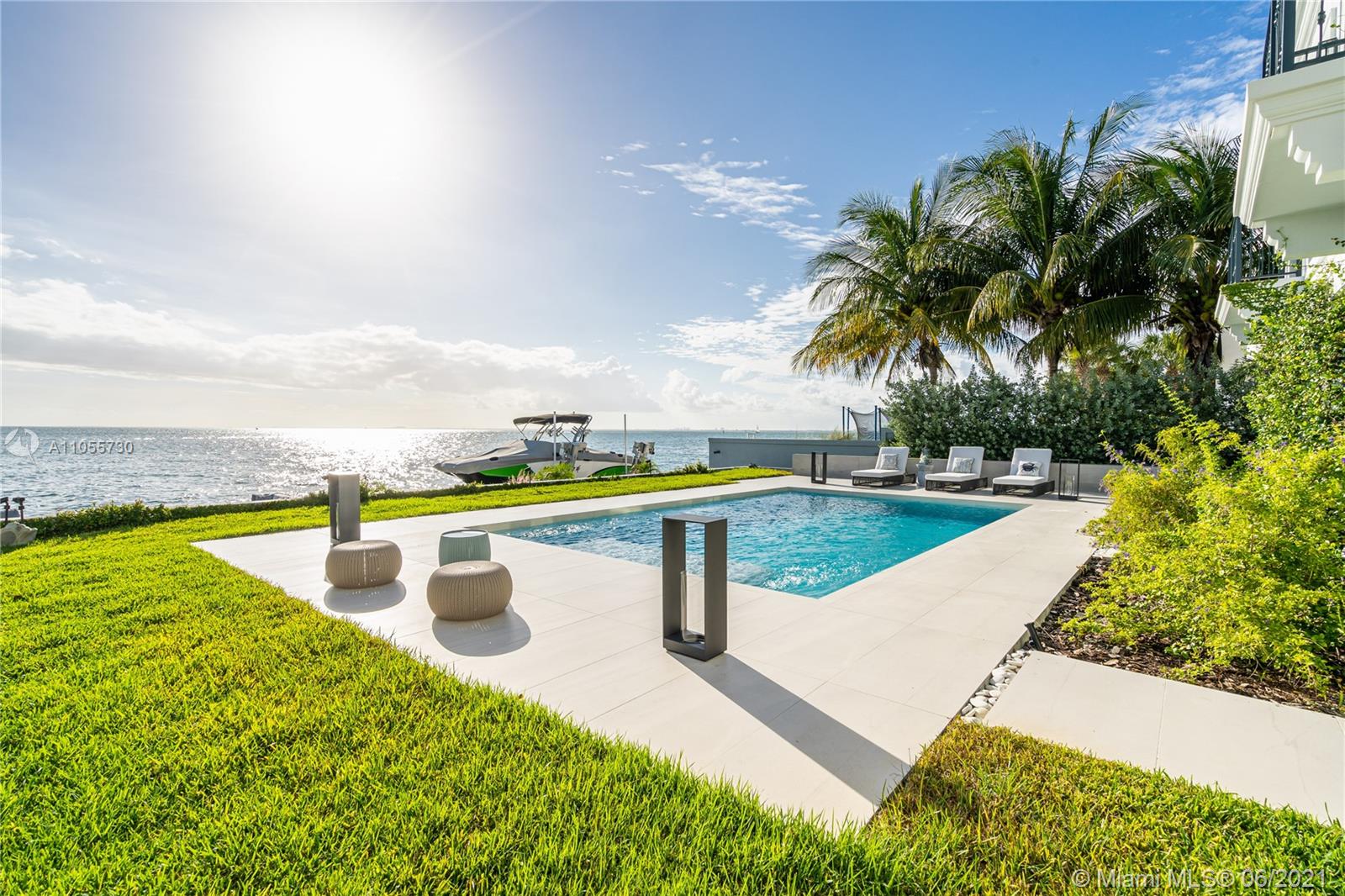 MASHTA ISLAND A REPLAT OF - Residential