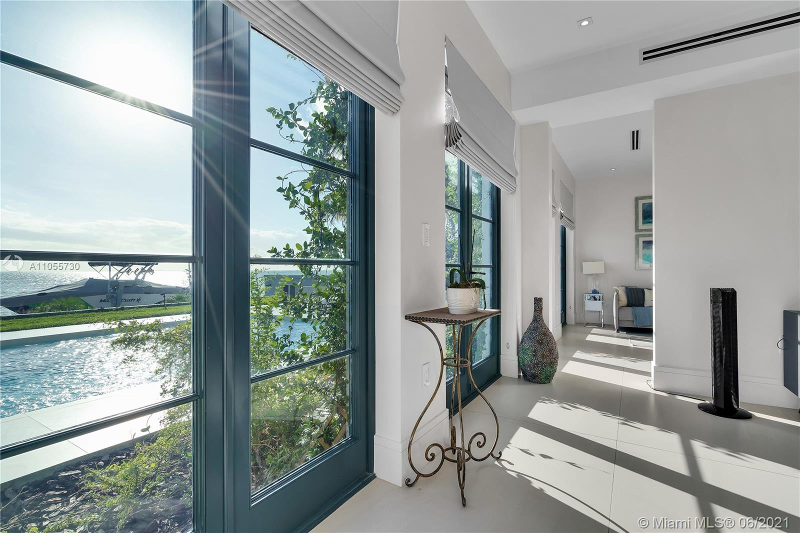 MASHTA ISLAND A REPLAT OF - Residential