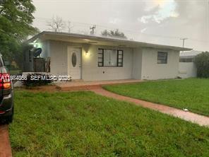 BEAUTIFUL AND SPACIOUS 3/2.5 SINGLE FAMILY HOME AVAILABLE IN THE HEART OF MIAMI GARDENS. THIS PROPERTY HAS BEEN COMPLETELY PAINTED . SPACIOUS  BEDROOMS AND HUGE BACK YARD, GREAT FOR ENTRTAIMENT.