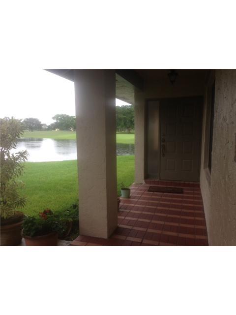 PATIO VILLAS - Residential Lease